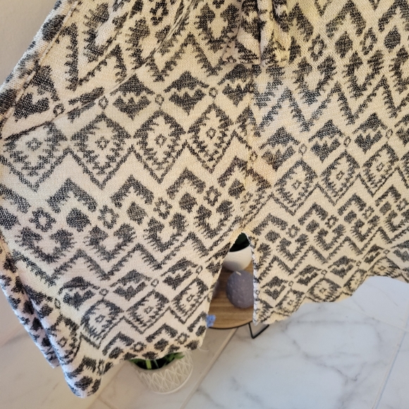 Cardigan - Picture 4 of 5